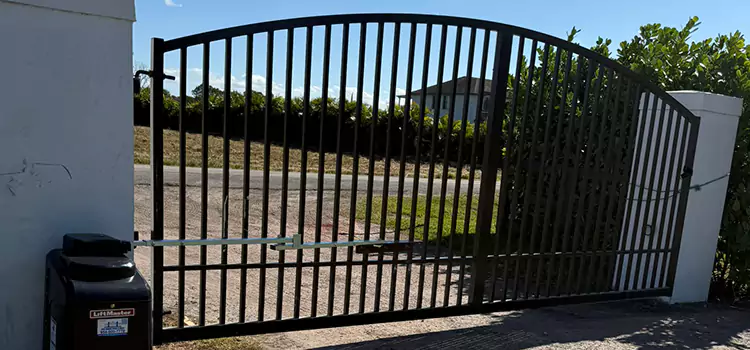 Driveway Fence Repair Weston