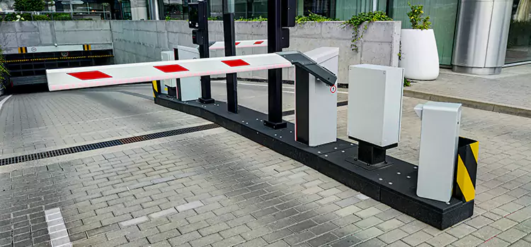 Custom Gate Design & Integration Weston